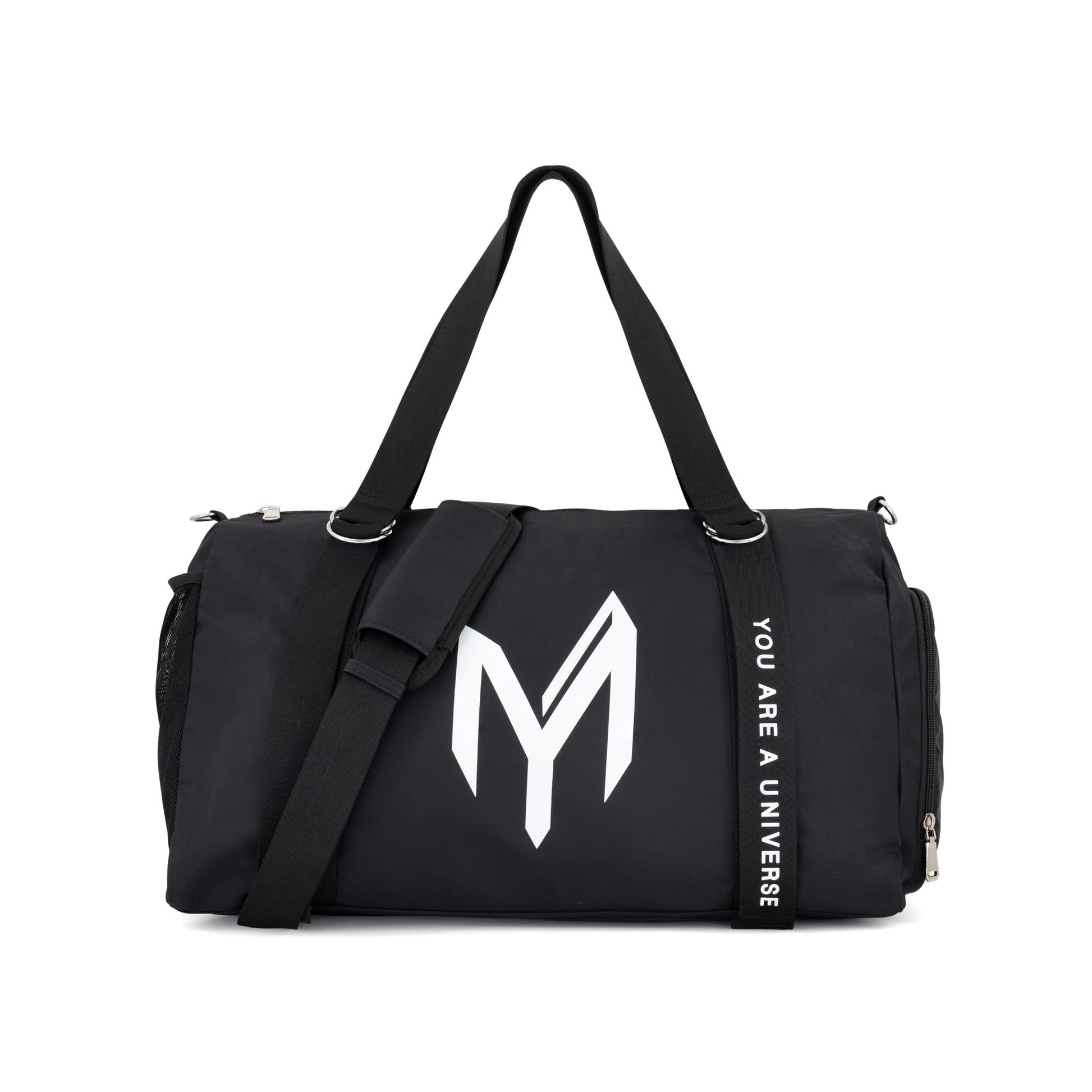 The perfect gym bag exists. Myticos gym bag with shoes pocket with water proof material, ideal for wt clothes and dirty shoes, phone pocket out and phone pocket in, bottle and whey protein elastic pocket out, removable handle for side use, fixed handle for shoulder use. 